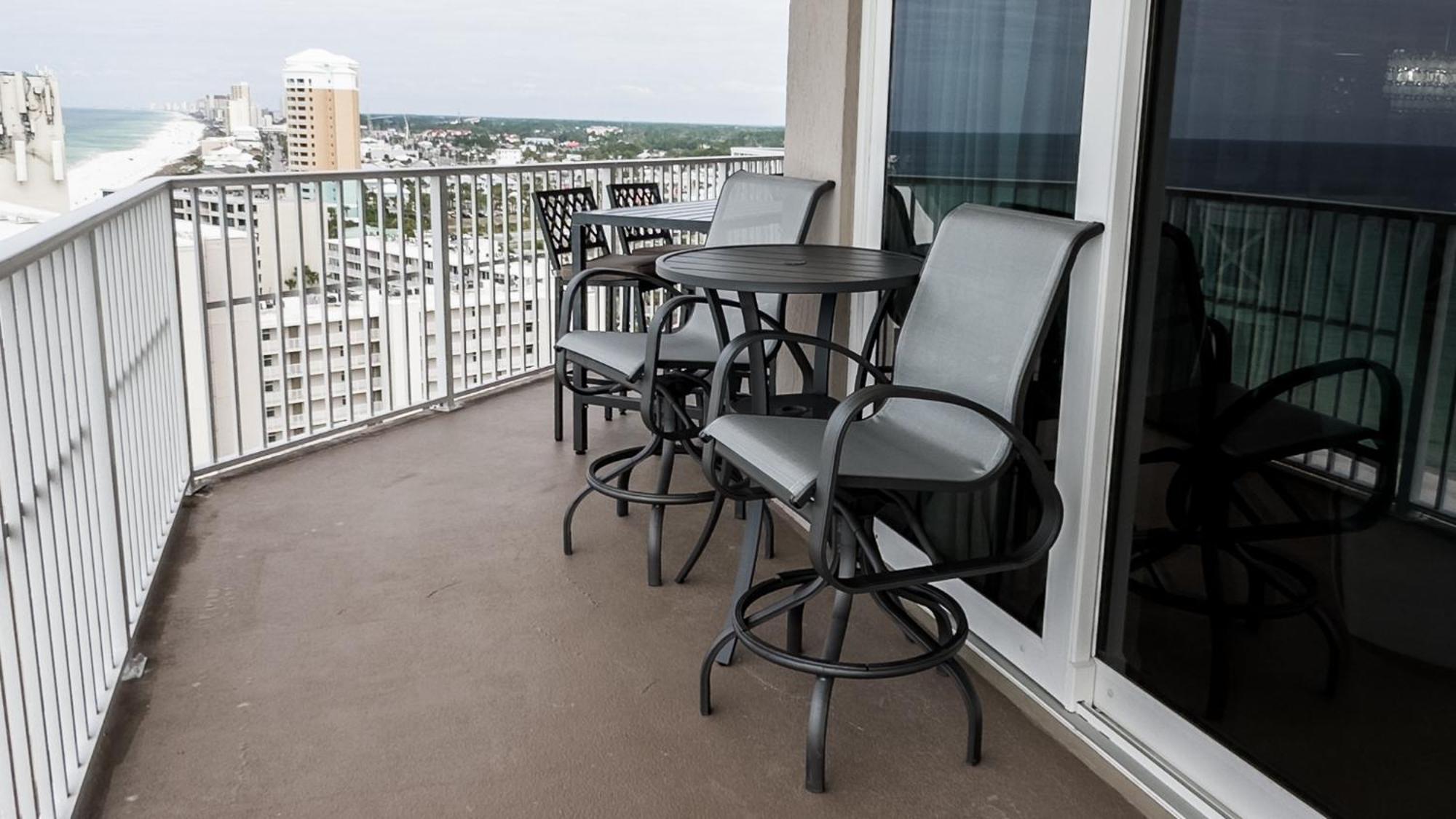 New Rental - 3Br 3Ba Corner Beachfront - 2024 Remodel - 3 Pools, Tiki Hut, Gym, Tennis Panama City Beach Eksteriør billede