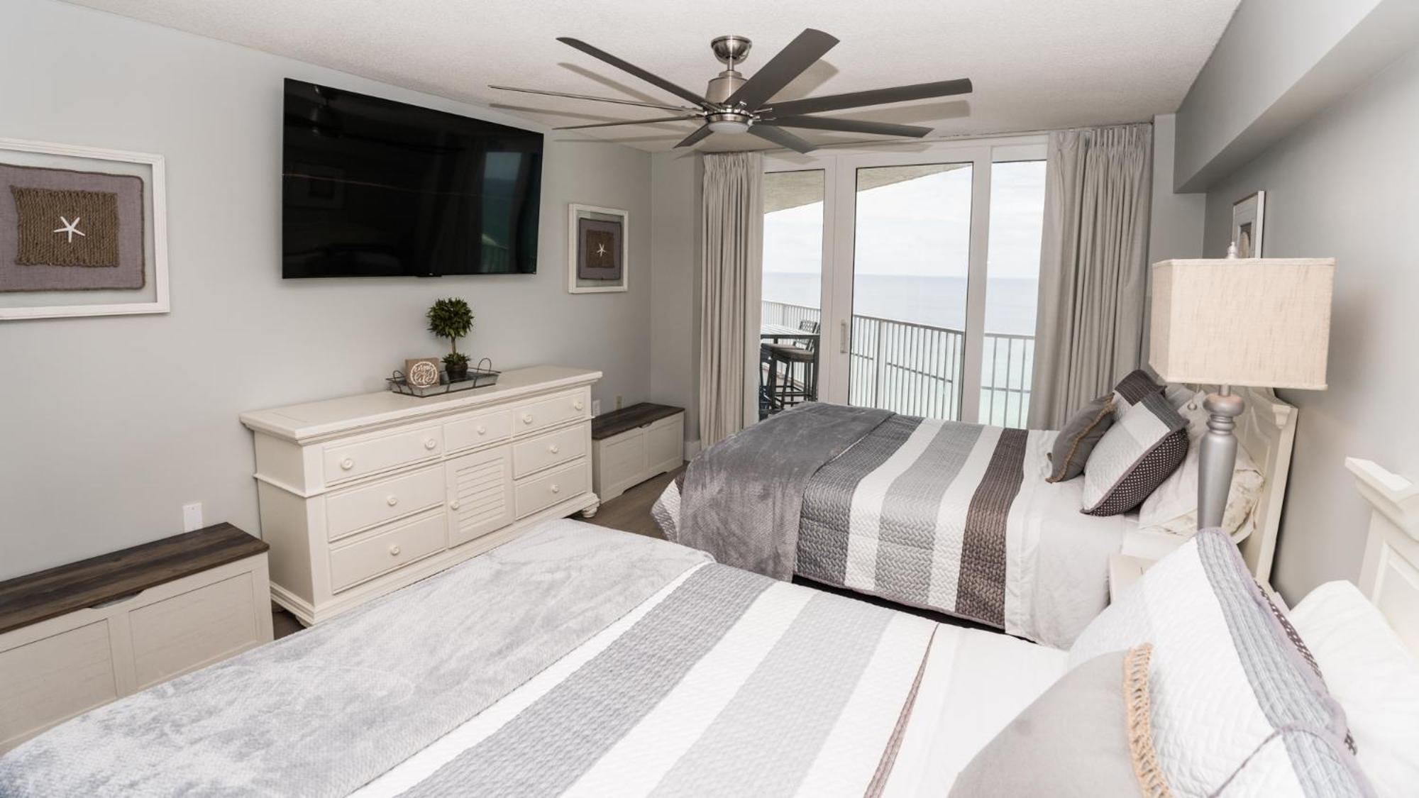 New Rental - 3Br 3Ba Corner Beachfront - 2024 Remodel - 3 Pools, Tiki Hut, Gym, Tennis Panama City Beach Eksteriør billede