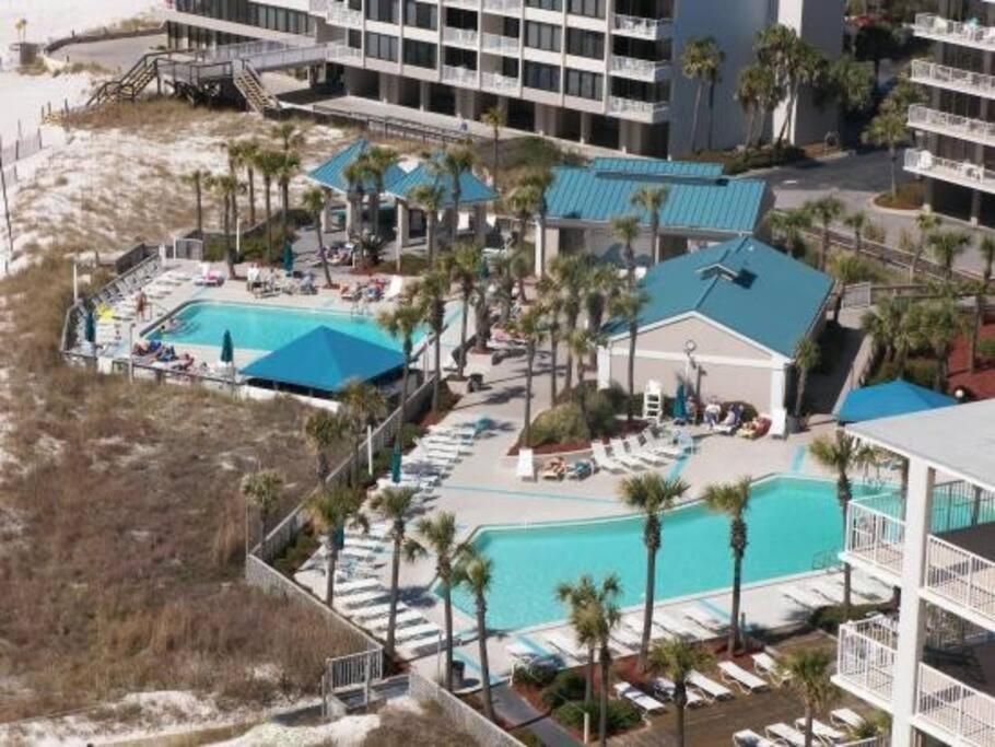 New Rental - 3Br 3Ba Corner Beachfront - 2024 Remodel - 3 Pools, Tiki Hut, Gym, Tennis Panama City Beach Eksteriør billede